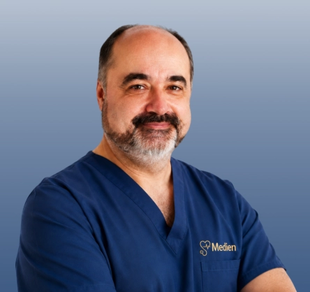 Dr. Lukács Róbert - Szülész-nőgyógyász főorvos